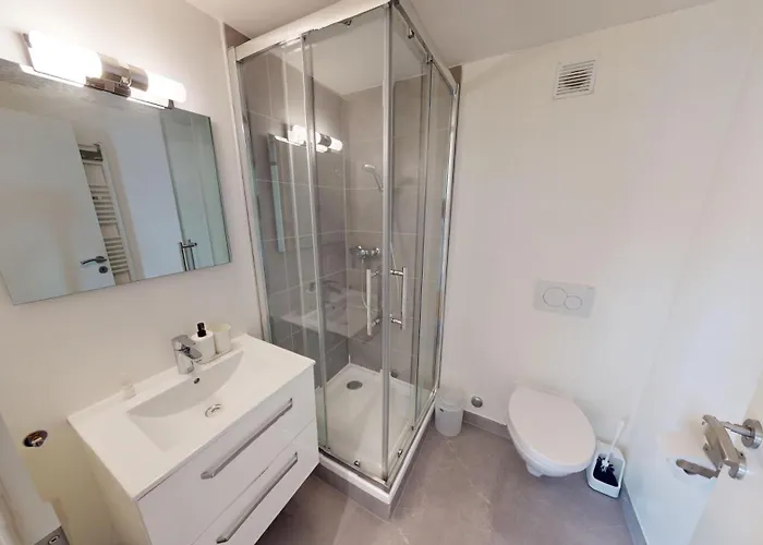 アパート Fresh And Bright 1-bedroom Centre - Al11 *